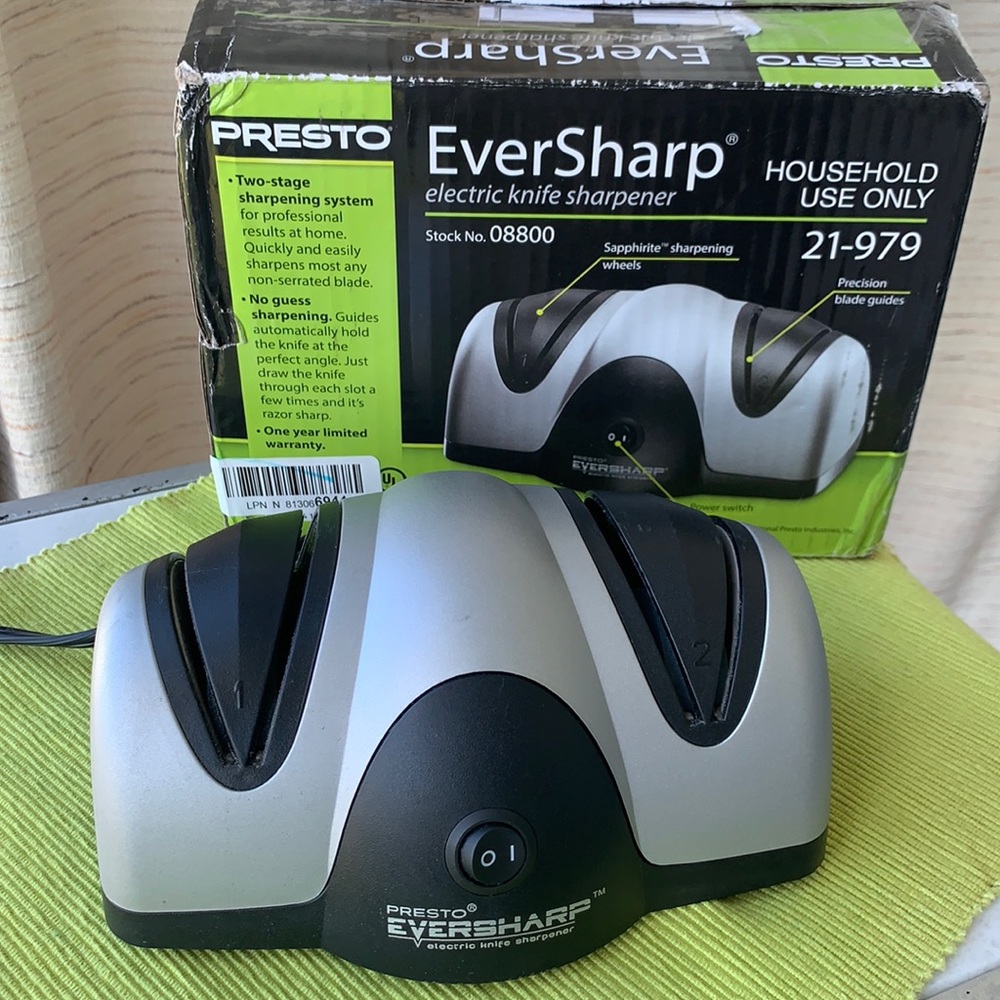 Knife sharpener